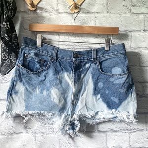 Distressed High waisted Jean Shorts